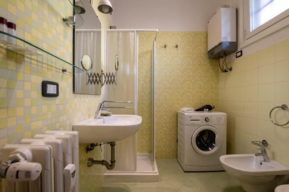 Shower, Toilet, Bathroom, bidet, washing machine