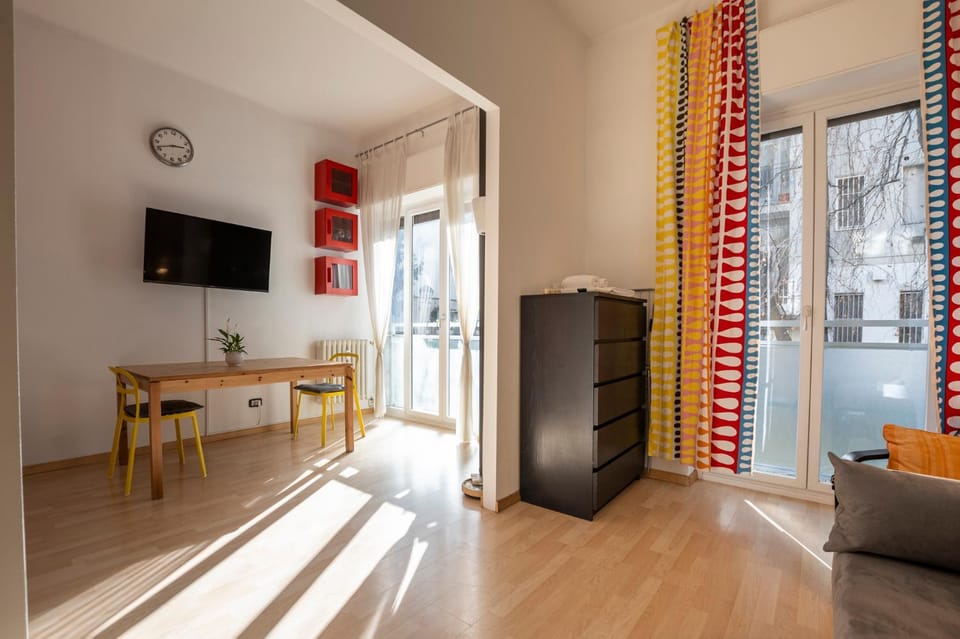 Living room, Dining area, Bedroom