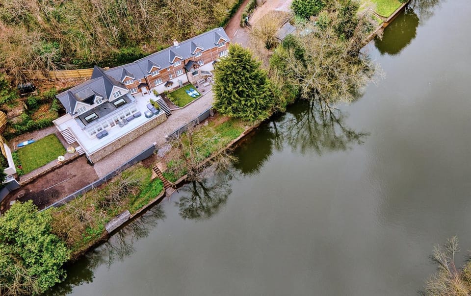 Spring, Off site, Day, Natural landscape, Bird's eye view, Lake view, River view, Street view