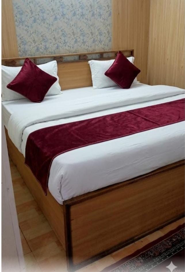 Hotel The Nand Palace - Near Mall Road- Mussoorie Hotel in Uttarakhand