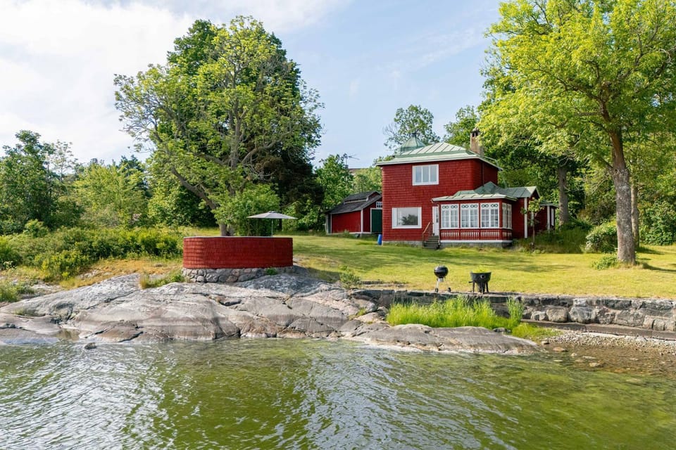 Historic Waterfront House Lidingo with Private Dock House in Stockholm