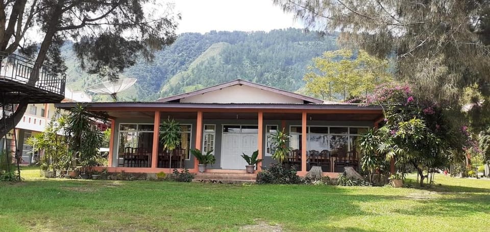 KING'S guest house Bed and Breakfast in Indonesia