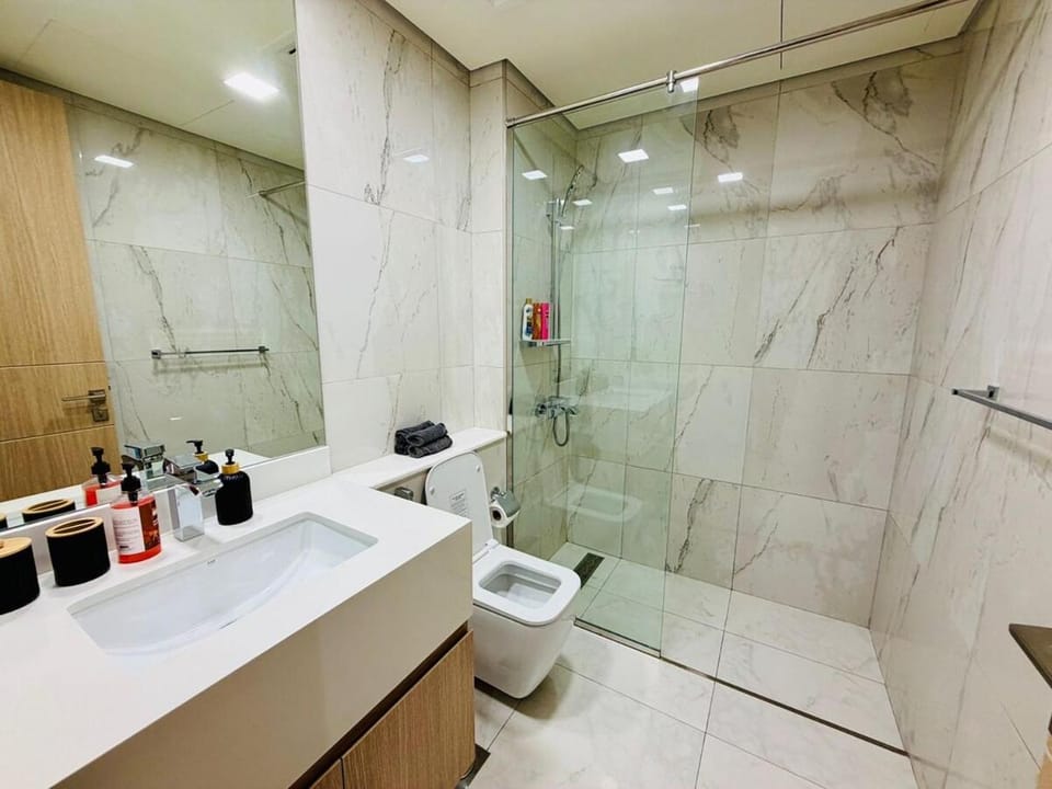 Ultra Luxury 2BR with Beachfront Living in Bay Tower 2 Apartment in Ras al Khaimah
