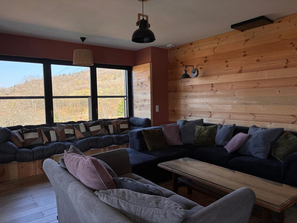 Lounge or bar