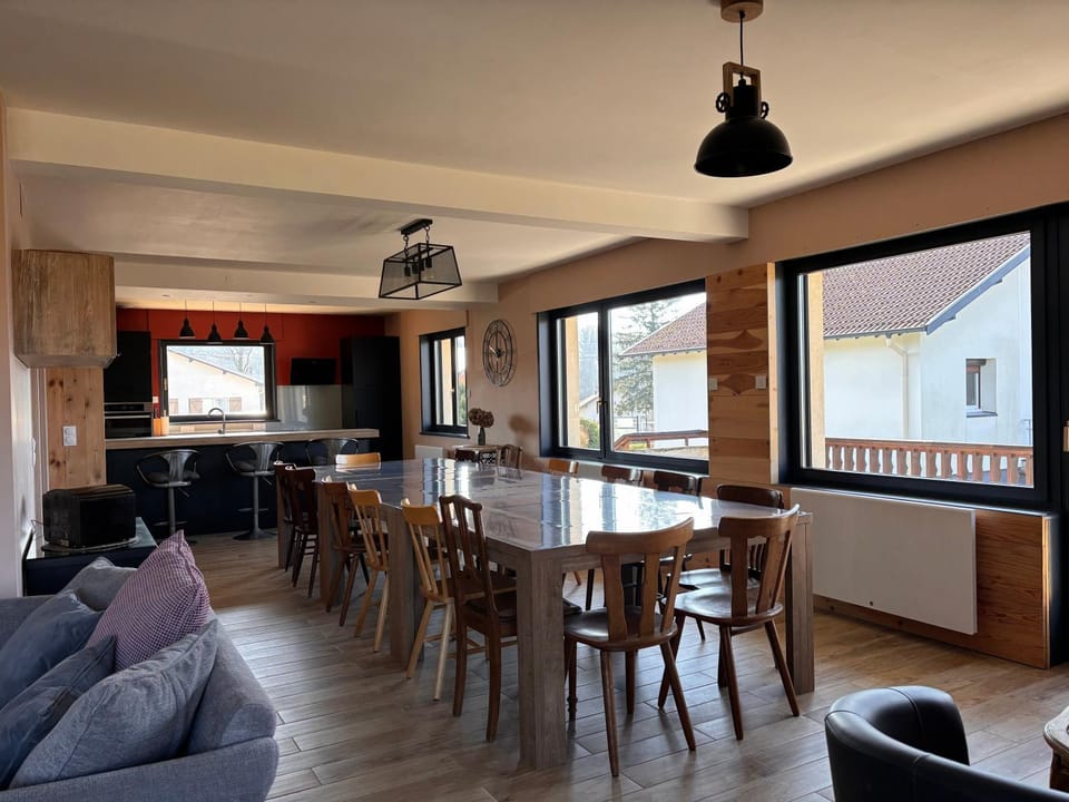 Lounge or bar