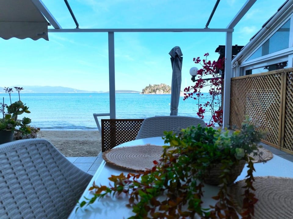 View (from property/room), Balcony/Terrace