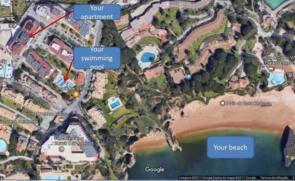Apartment, next to the beach with swimming pool Apartment in Porches