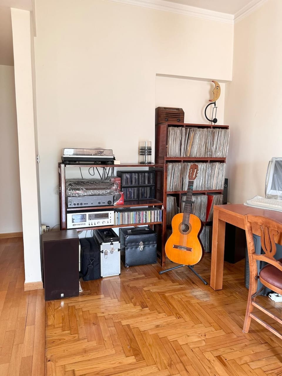 Play Pause Stay Comfy Apartment with Fast Internet Apartment in South Athens