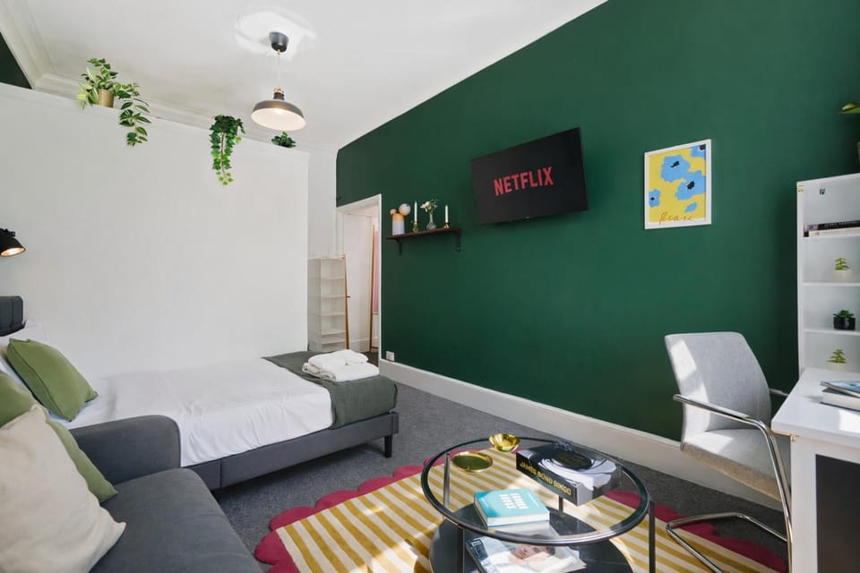 Bed, Bedroom, wardrobe