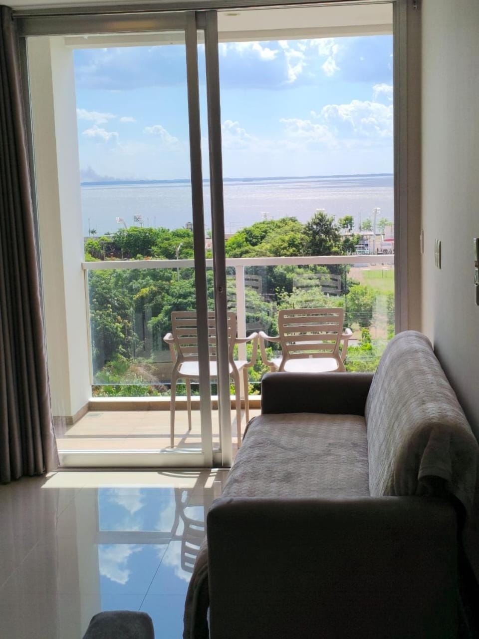 Alma Libre 1 - Departamento vistas al río Costanera 304 Apartment in Misiones Province, Argentina