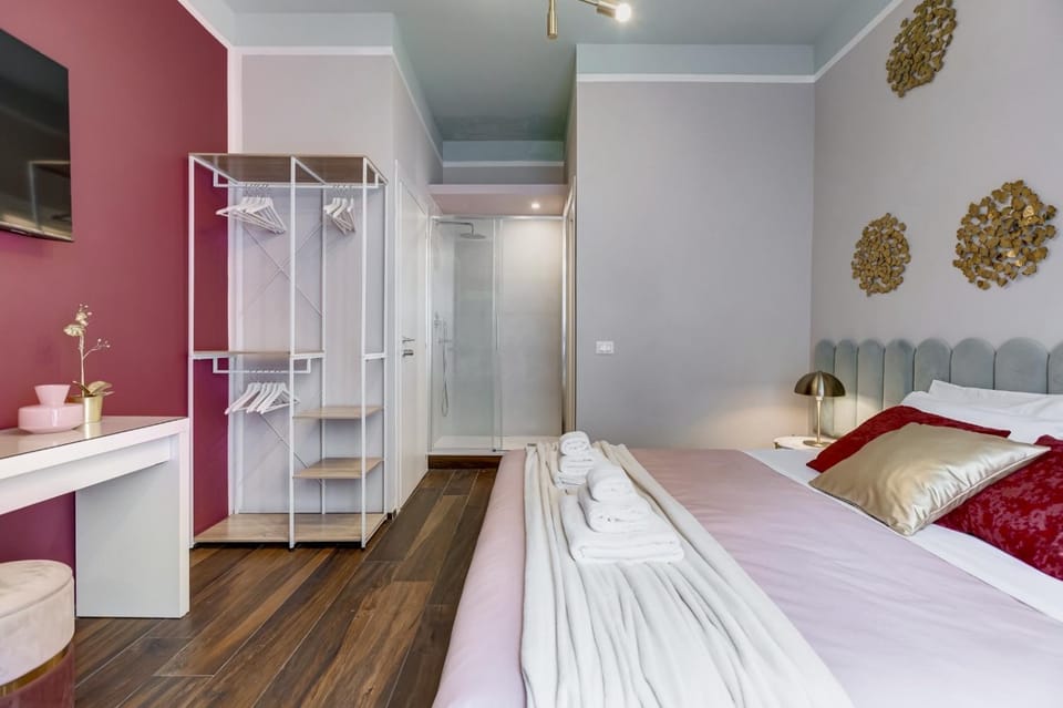 Bed, Photo of the whole room, Bedroom, wardrobe