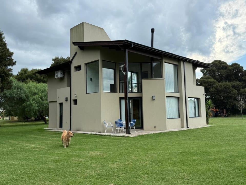 Casa Castelli Villa in Buenos Aires Province