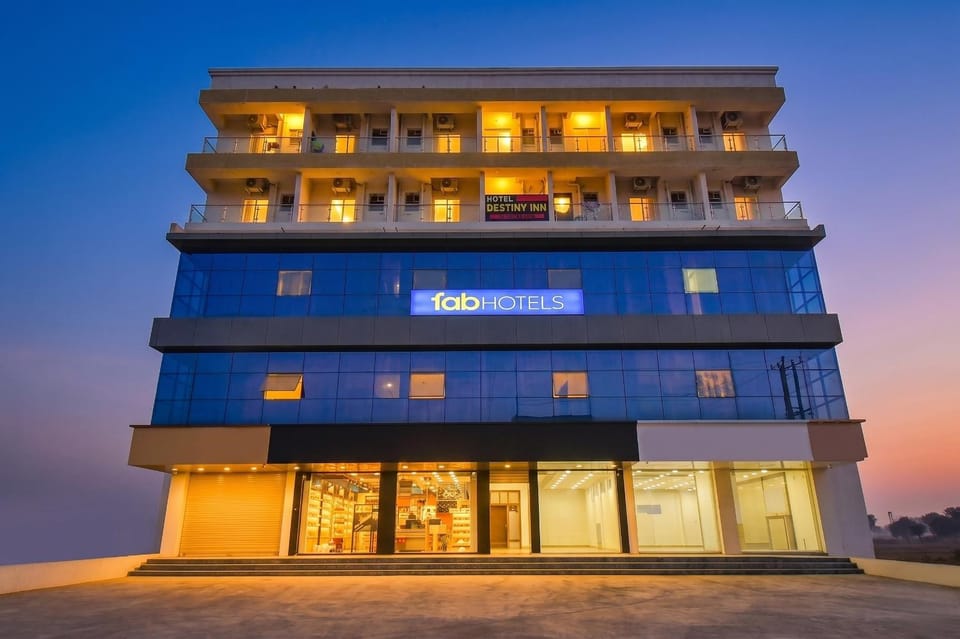 Property building, Facade/entrance