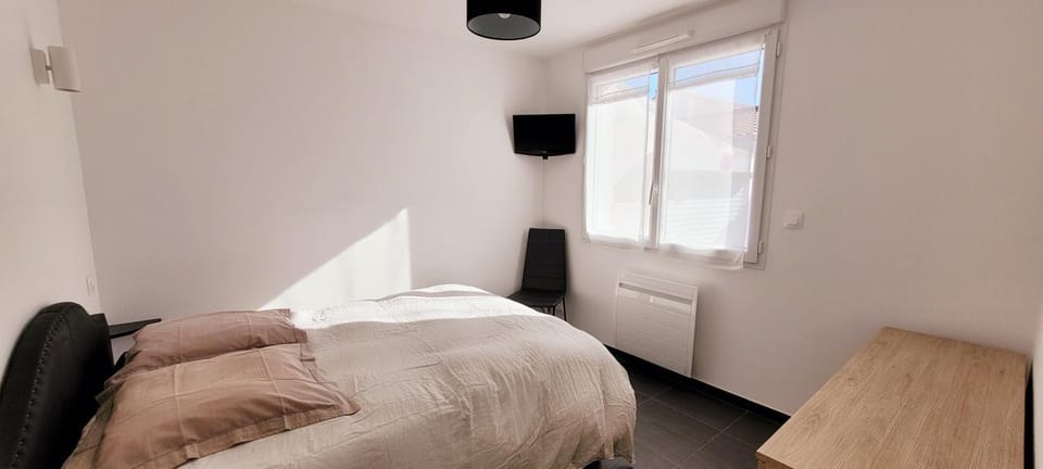 Living room, Bedroom