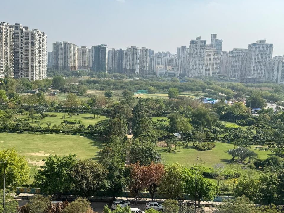 Luxury 2BHK in Noida, Parties & Events Welcome Apartment in Noida