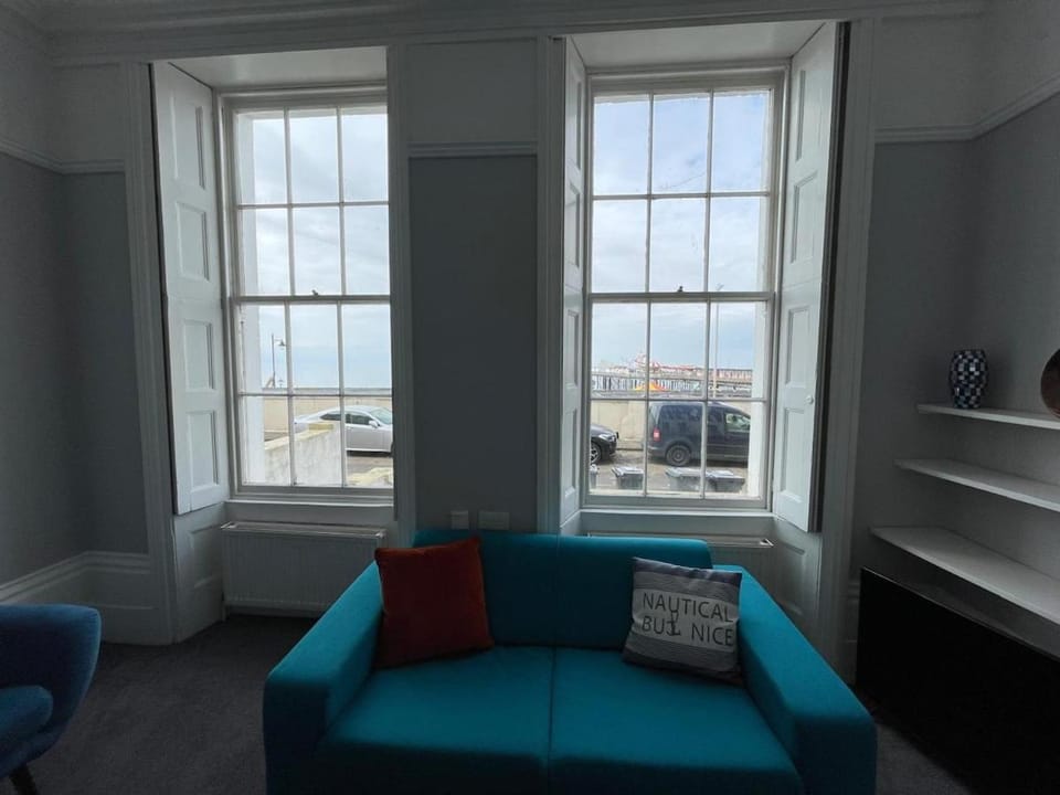 Pier View 2 Bedroom Apartment Apartment in Herne Bay