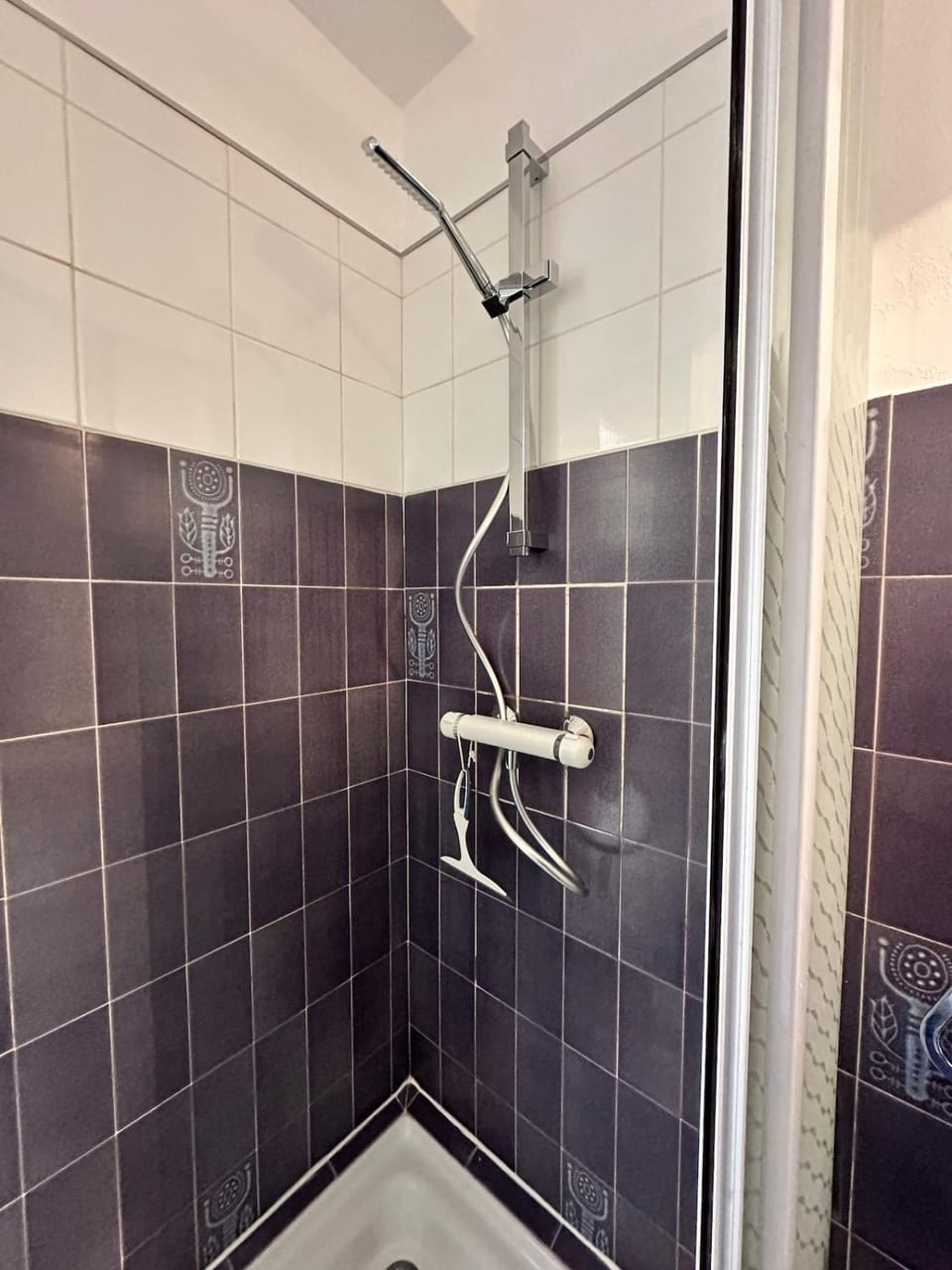 Studio Cosy neuf meylan centre proche transport Apartment in Meylan