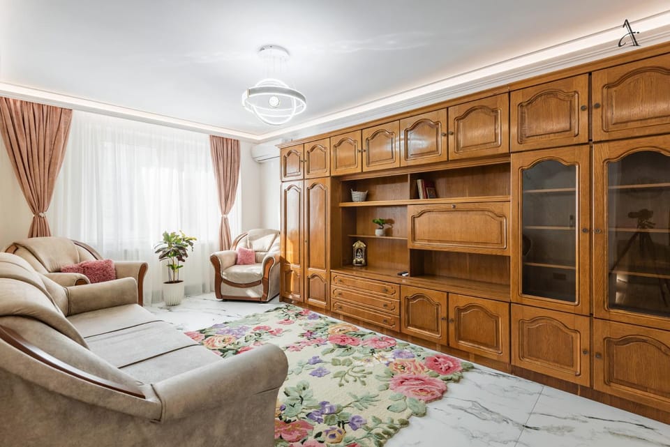Zaram Apartment in Bucharest