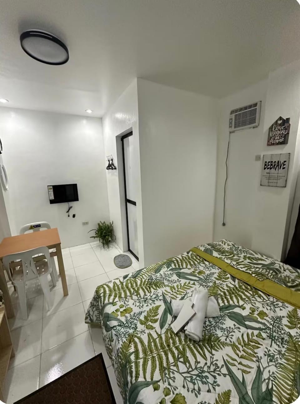 Private Room at MA Compound Bed and Breakfast in Naga