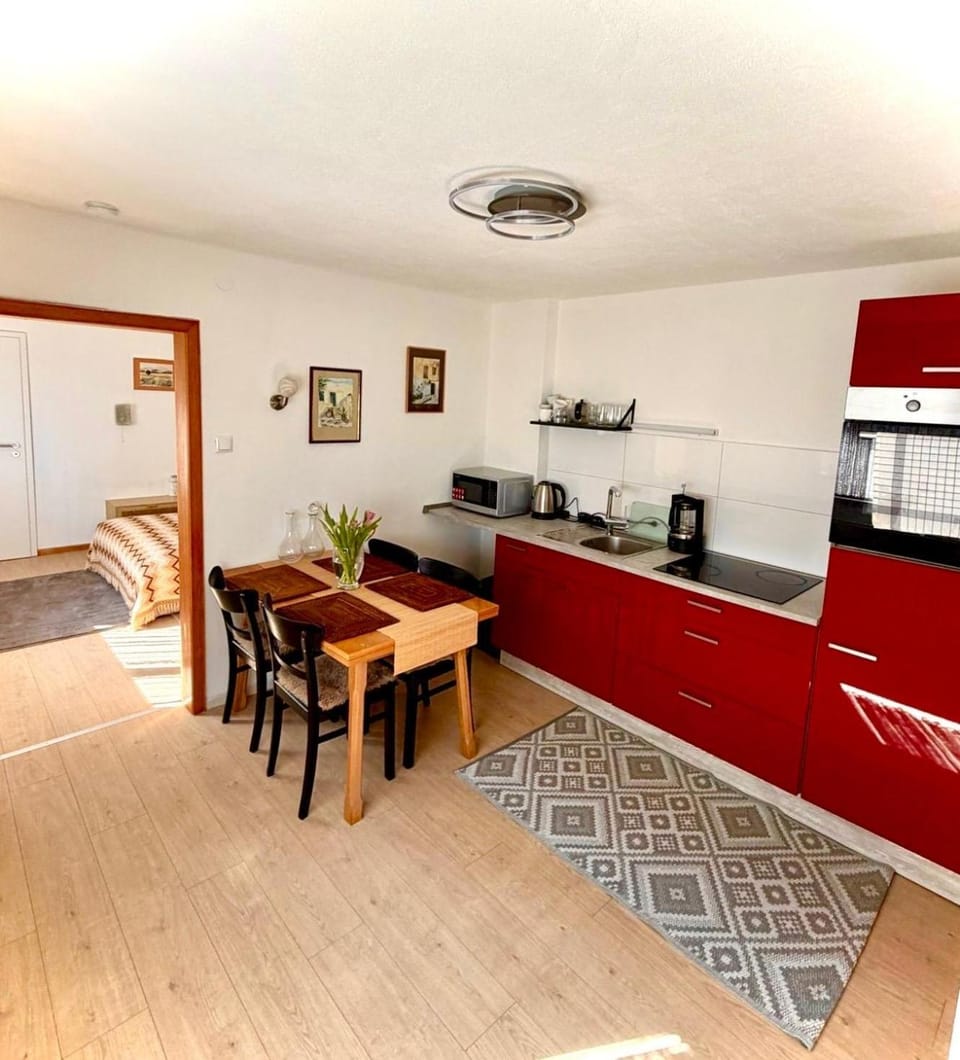 Ruhige Ferienwohnung im Grünen - Nähe Rheinsteig Apartment in Rhineland-Palatinate