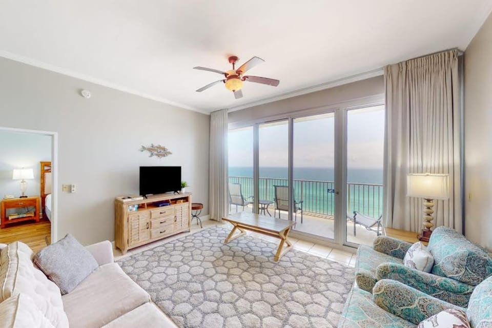 Gulf-Front Condo with Pools and Gym House in Miramar Beach