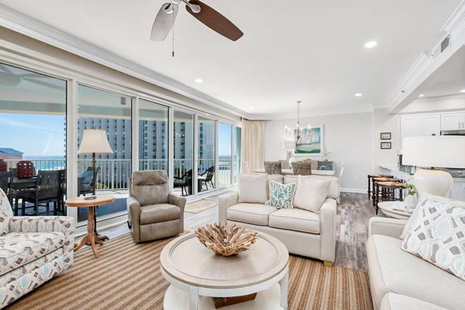 Oceanview Condo with Pools and Hot Tub House in Miramar Beach