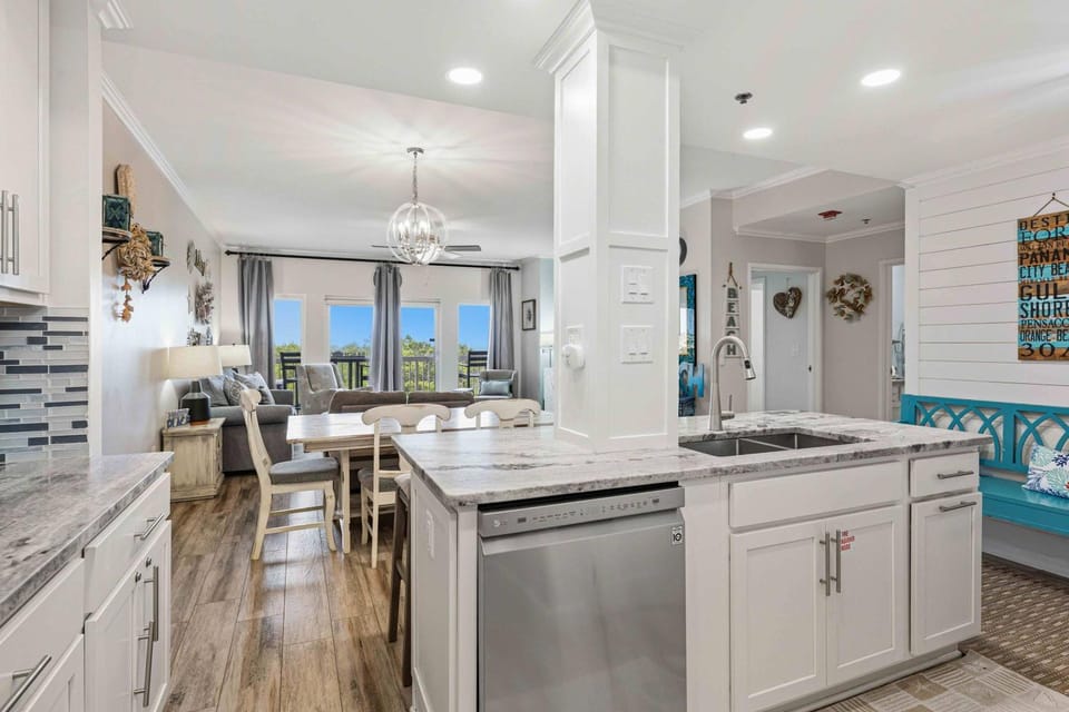 Resort Condo with Gulf and Ocean Views Apartment in Miramar Beach