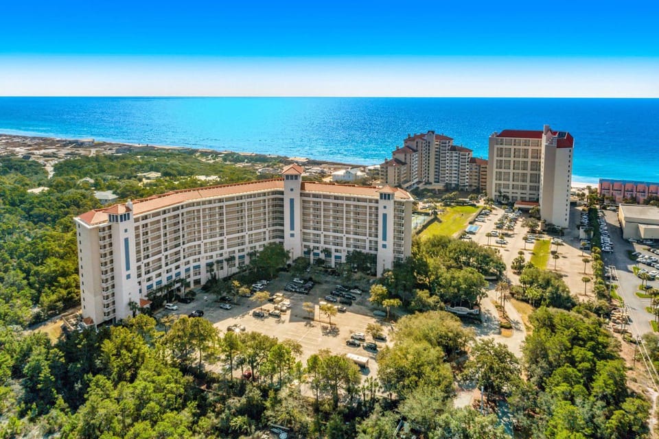 Resort Studio Near Beach with Pools and Hot Tub Inn in Miramar Beach