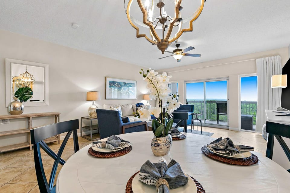 Scenic Resort Condo with Pools Hot Tub and Gym Apartment in Miramar Beach