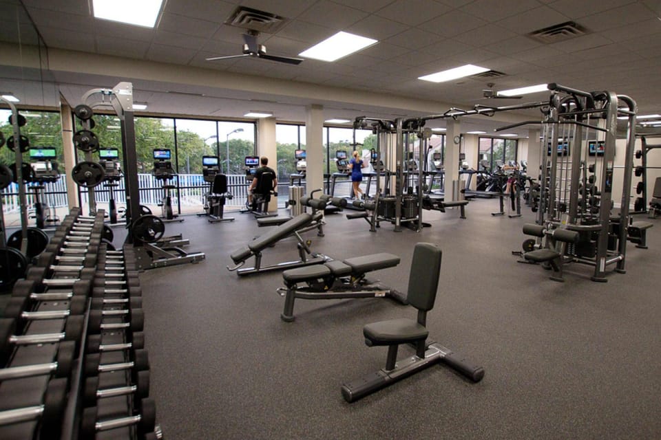 Scenic Resort Condo with Pools Hot Tub and Gym Apartment in Miramar Beach