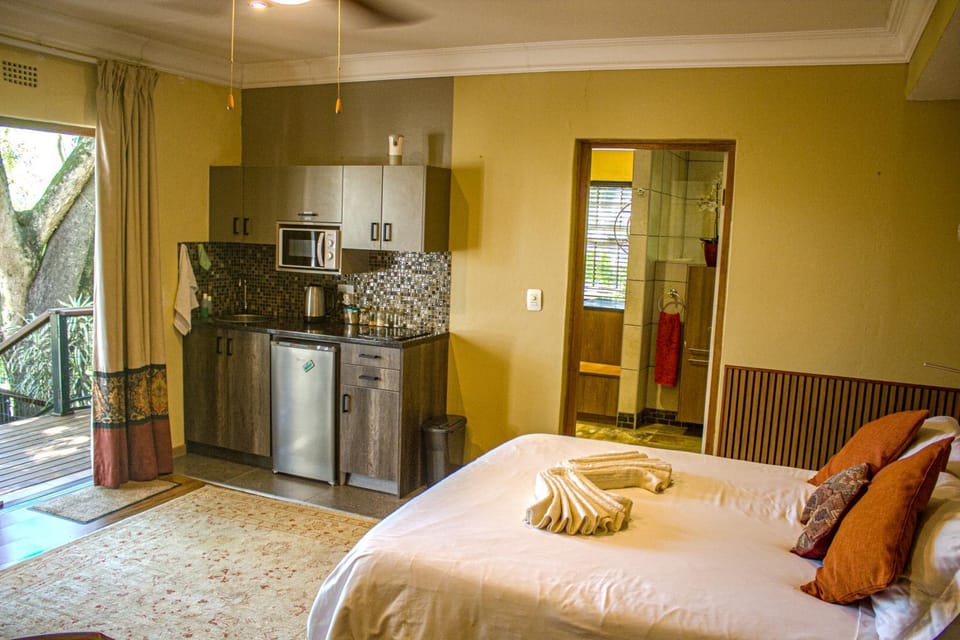 Kruger's Rest Guest House Bed and Breakfast in South Africa