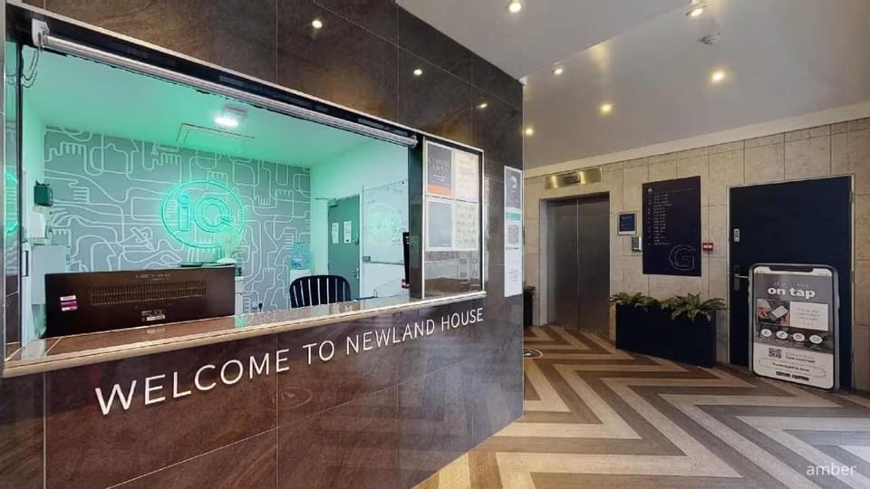 iQ Newland House in Nottingham Apartment in Nottingham