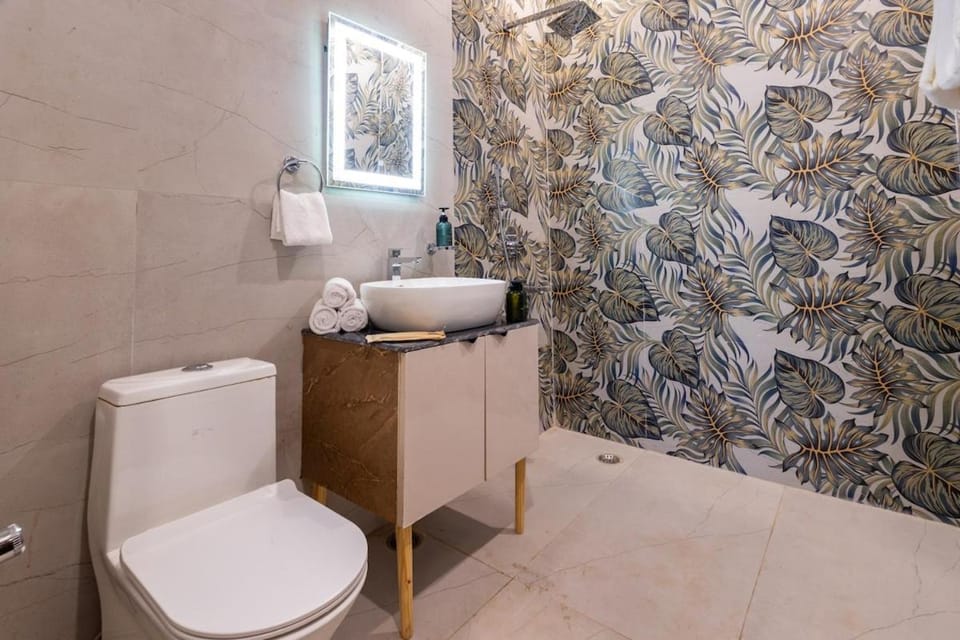 Toilet, Bathroom