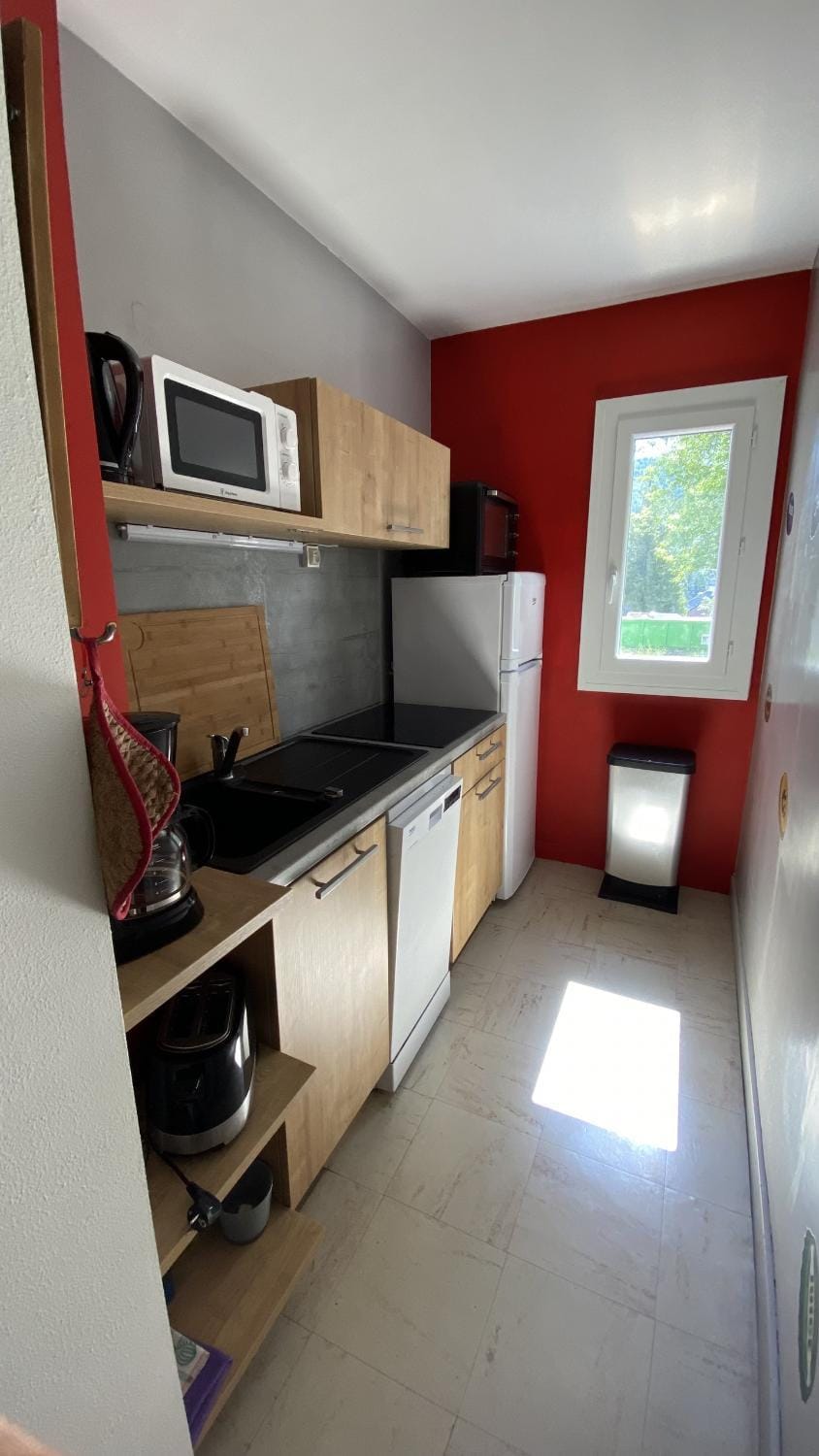 Kitchen or kitchenette, stove