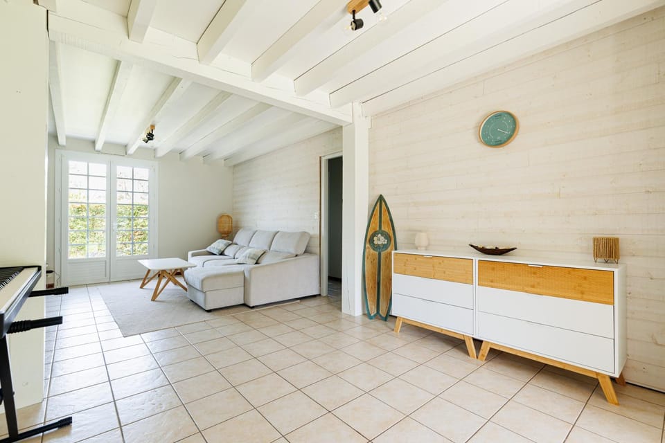 Property building, Living room
