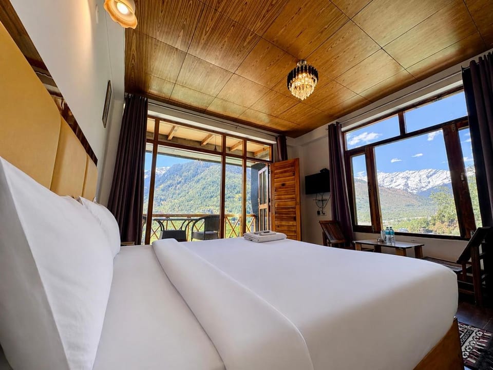 Bed, View (from property/room)