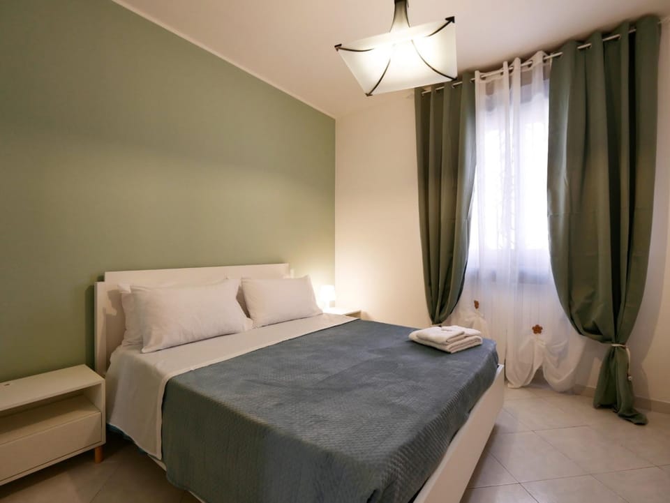 Sunflower Apartment Vacation rental in Bari