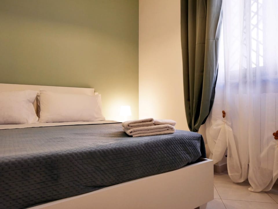 Sunflower Apartment Vacation rental in Bari