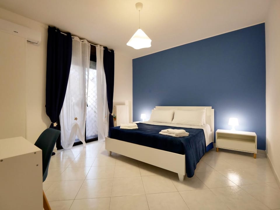 Sunflower Apartment Vacation rental in Bari