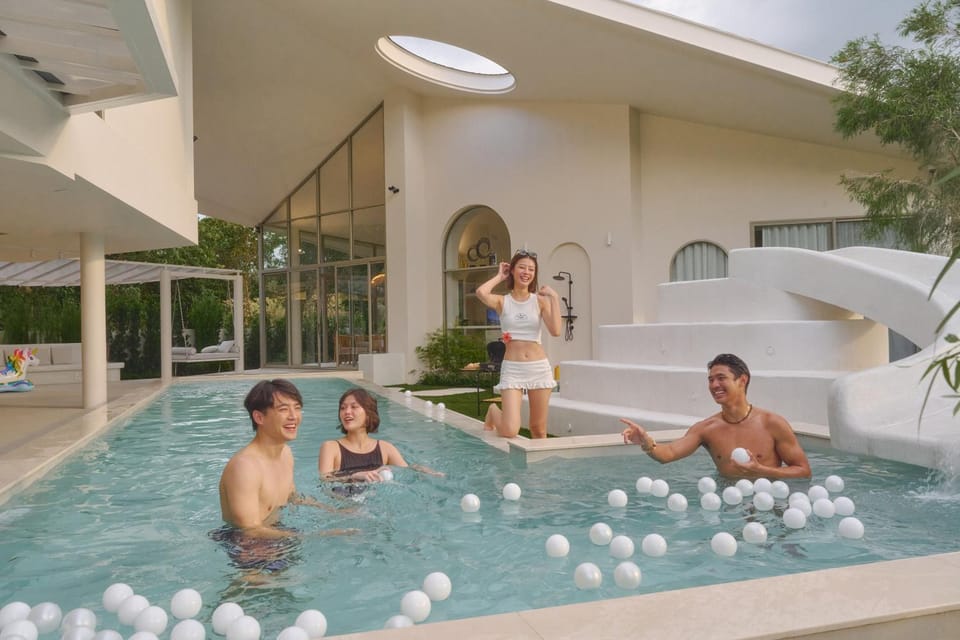 Swimming pool
