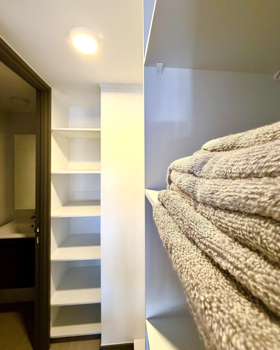 Apartment 316, Downtown Santiago, coworking space, 2 bedrooms, parking Apartment in Santiago