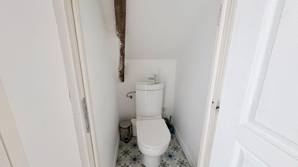 Toilet, Bathroom