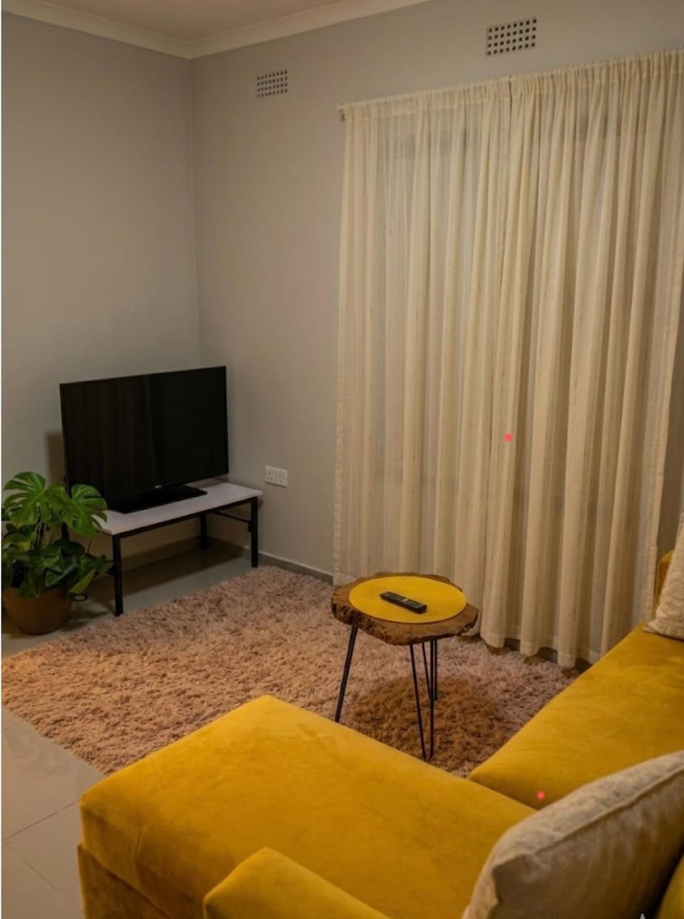 Communal lounge/ TV room, TV and multimedia, Living room