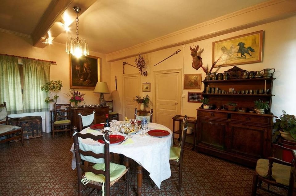 Manoir du Breuil Chambres d'hôtes Bed and Breakfast in Auvergne-Rhône-Alpes