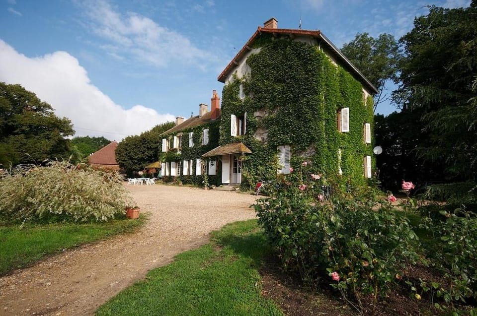 Manoir du Breuil Chambres d'hôtes Bed and Breakfast in Auvergne-Rhône-Alpes