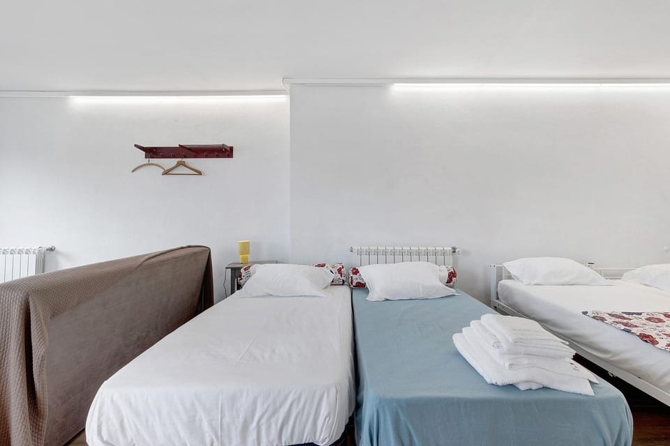 Property building, Living room, Bedroom