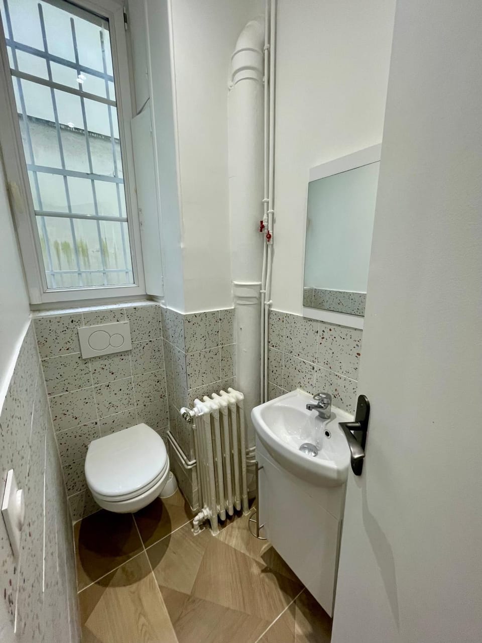 Tour Eiffel Abbé Groult 3 Apartment in Paris
