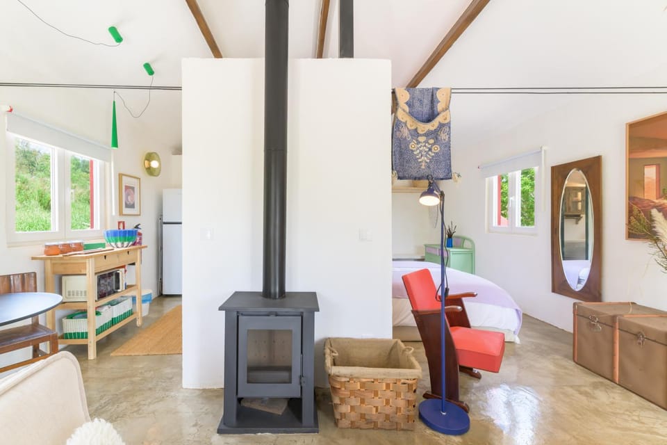 Cozy Countryside Studio House in Setubal District