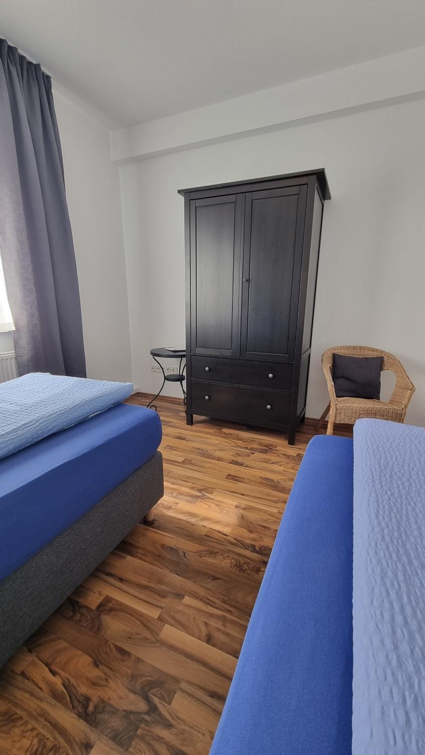 Bed, Photo of the whole room, Seating area, Bedroom, wardrobe