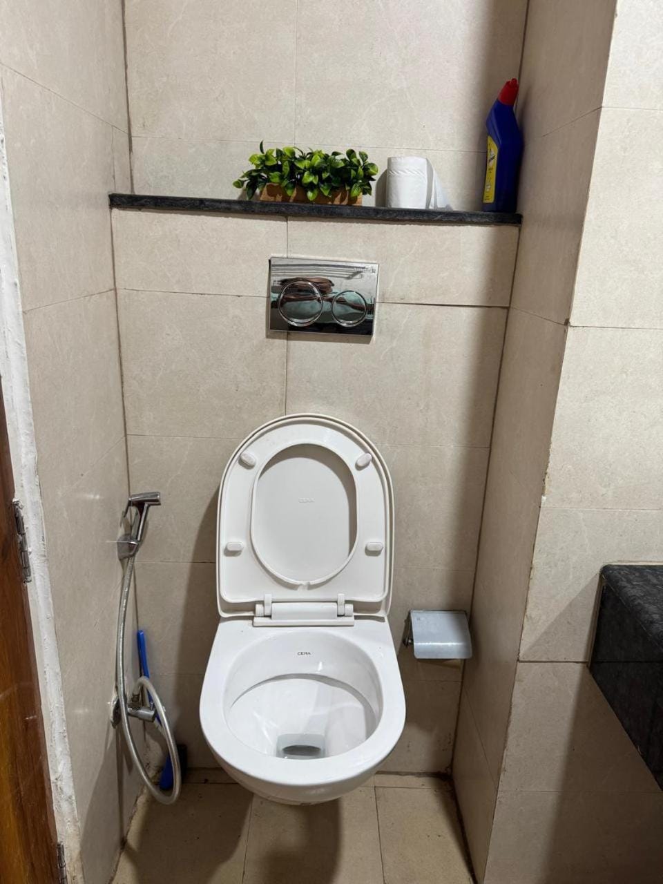 KKP Luxury Suites Apartment in Noida